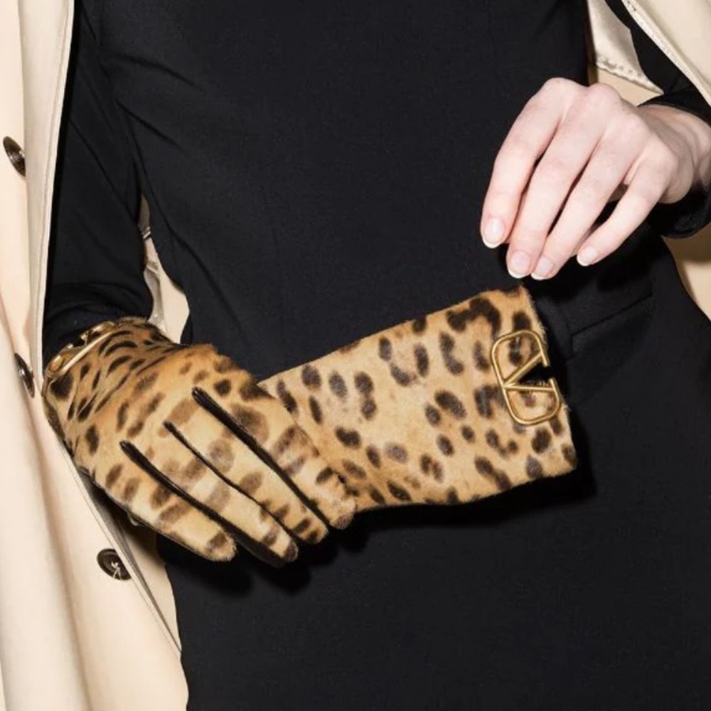 Valentino Garavani
VLogo leopard print gloves - Picture 4 of 8